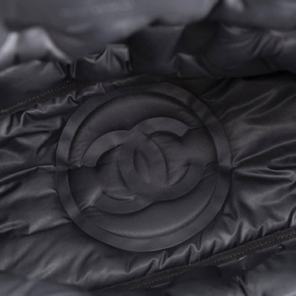 CHANEL CC Doudoune Backpack Good condition - Picture 3 of 14